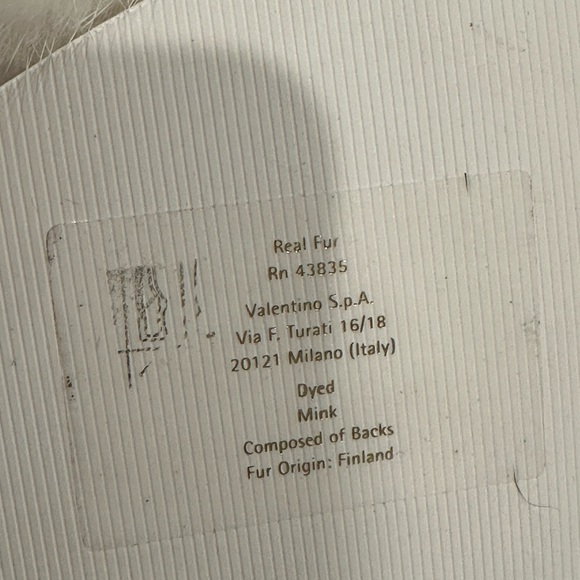 Valentino Garavani Mink Flip Flops - Picture 5 of 5